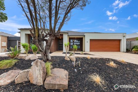 30 John Russell Rd, Cranbourne West, VIC 3977