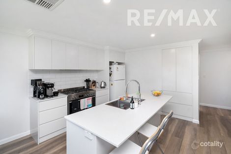 Property photo of 27 Red Hill Road Kooringal NSW 2650