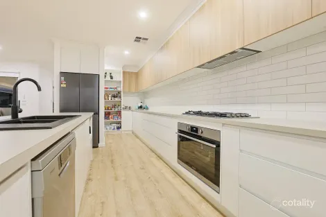 Property photo of 17 Como Drive Irymple VIC 3498