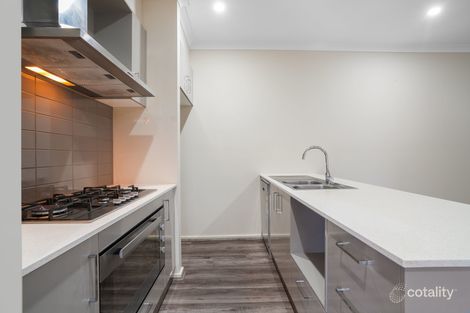 Property photo of 14 Broughton Avenue Cobblebank VIC 3338