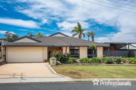 Property photo of 4 Redfin Crescent Beldon WA 6027