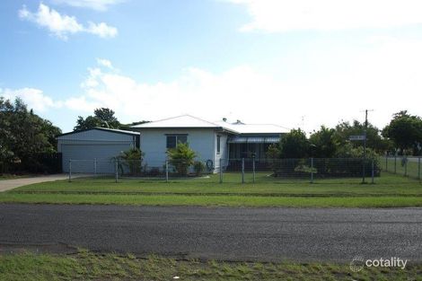 40 Hunter St, Walkervale, QLD 4670