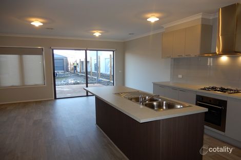 Property photo of 15 Gulliver Drive Officer VIC 3809