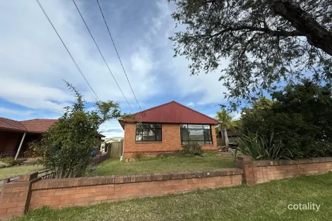 25 Riga Ave, Greenacre, NSW 2190