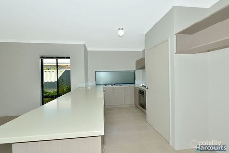 Property photo of 14 Butcherbird Loop Erskine WA 6210