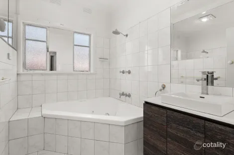 Property photo of 6 The Rialto Malvern East VIC 3145