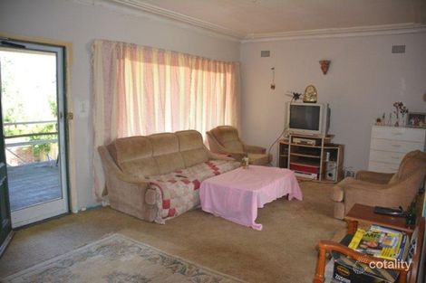 Property photo of 43 Winbin Crescent Gwandalan NSW 2259