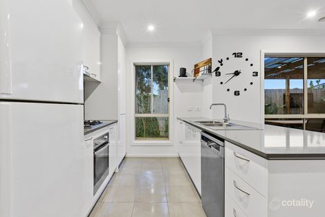 Property photo of 20 Mercury Court Carrum Downs VIC 3201