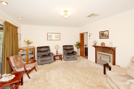 Property photo of 28 Marama Parade Mount Austin NSW 2650