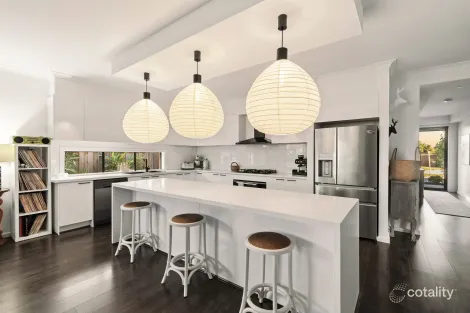 Property photo of 63 Iris Loop Armstrong Creek VIC 3217