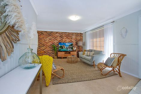 Property photo of 1/26 Forresters Beach Road Forresters Beach NSW 2260