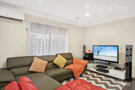 Property photo of 21 Mermaid Crescent Wyndham Vale VIC 3024