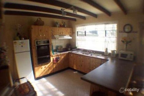 Property photo of 5 Carol Avenue Basin View NSW 2540