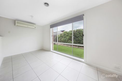 Property photo of 5 Neil Currie Street Casey ACT 2913