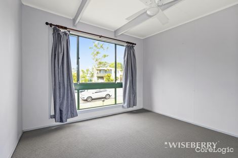 Property photo of 17 Una Avenue Charmhaven NSW 2263