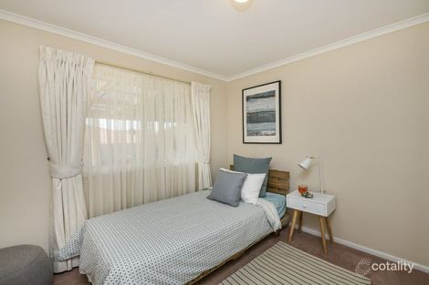 Property photo of 27 Nimbus Place Karabar NSW 2620