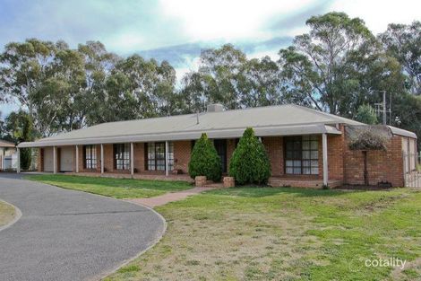 42 Strickland St, Ascot, VIC 3551