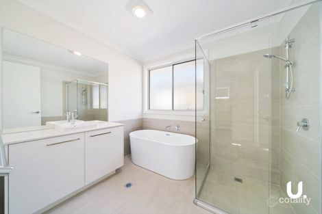Property photo of 16 Versace Crescent Melonba NSW 2765