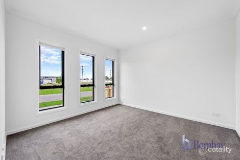 Property photo of 41 Candy Road Greenvale VIC 3059