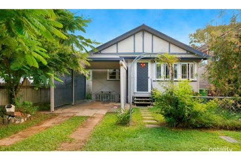 16 Campbell St, Scarborough, QLD 4020