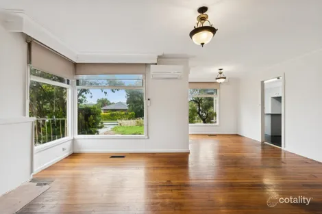 Property photo of 18 Helen Road Ferntree Gully VIC 3156