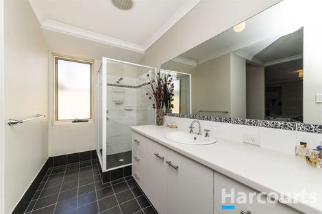 Property photo of 6 Bertha Loop Dudley Park WA 6210