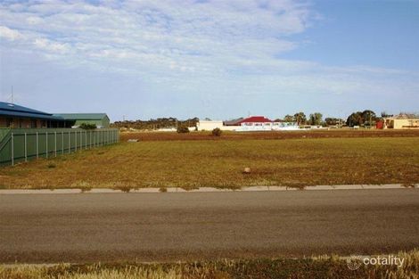 Property photo of 12 Brokenshire Street Moonta Bay SA 5558