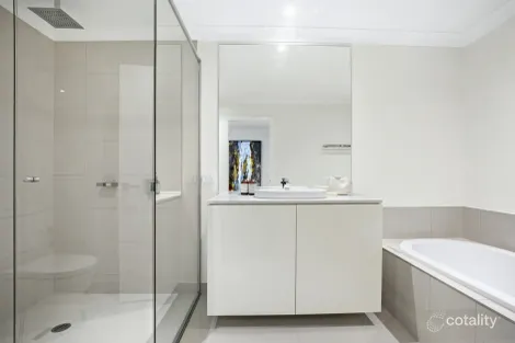 Property photo of 40 Hill Drive Pimpama QLD 4209