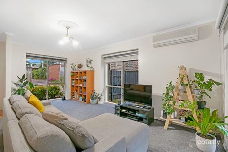 Property photo of 2/30 Wilmot Street Macleod VIC 3085