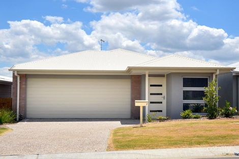 Property photo of 7 Goldfinch Street Redbank Plains QLD 4301