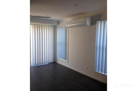 Property photo of 5/6 Anlaby Drive Pimpama QLD 4209