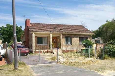 4 Pratt St, Cloverdale, WA 6105