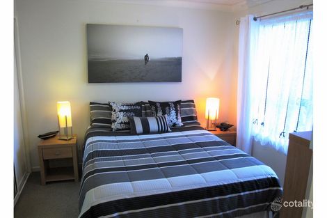 Property photo of 17/9-11 Montgomery Avenue Main Beach QLD 4217