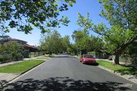 Property photo of 39 Naroon Road Alphington VIC 3078