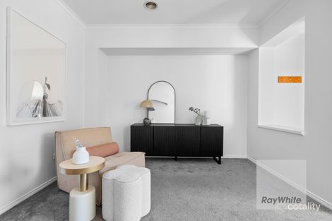 Property photo of 15 Ironbark Drive Bundoora VIC 3083