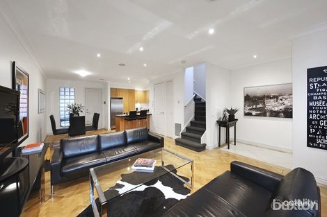 Property photo of 8/28 Clairmont Avenue Bentleigh VIC 3204