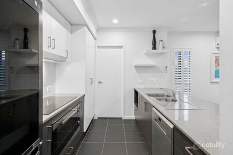 Property photo of 2 Fantail Square Peregian Springs QLD 4573