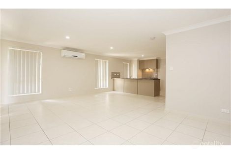 Property photo of 1/15 Banks Drive Ormeau QLD 4208