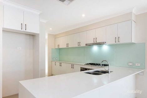 Property photo of 8 Greywacke Entrance Piara Waters WA 6112