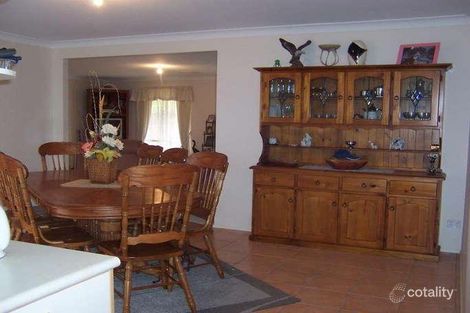 Property photo of 32 Willem Drive Draper QLD 4520