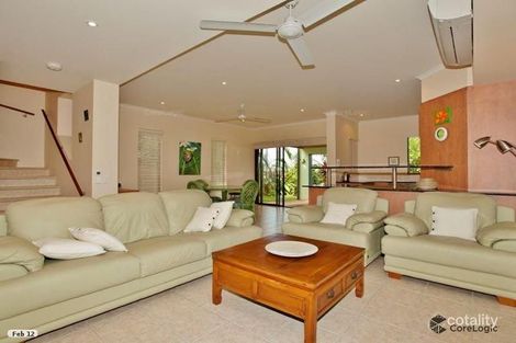 Property photo of 9/5-7 Arlington Esplanade Clifton Beach QLD 4879