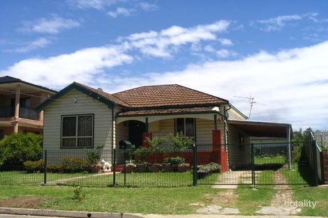 25 Mount Ave, Roselands, NSW 2196