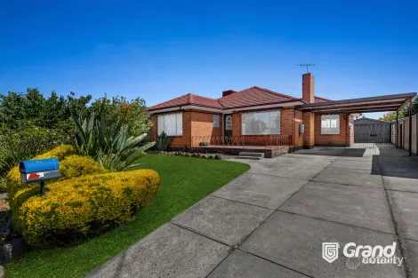 17 Goodwood Cres, Gladstone Park, VIC 3043