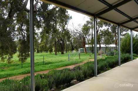 321 Blue Plains Rd, Chittering, WA 6084