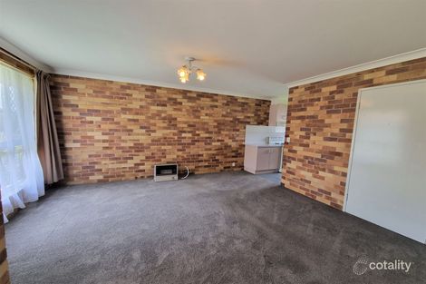 2/8 Evangelene Cres, Armidale, NSW 2350
