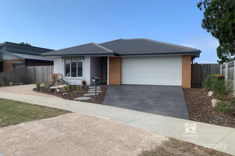 11 Bedggood Gr, Paynesville, VIC 3880