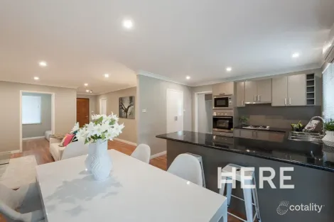 Property photo of 3 Pacific Way Beldon WA 6027