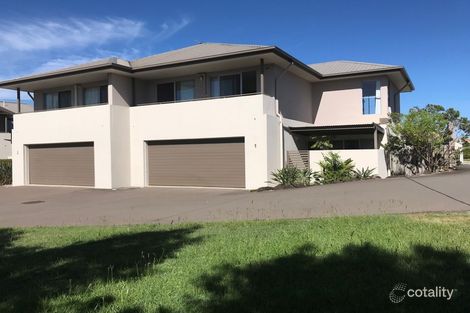 1/215 Benowa Rd, Benowa, QLD 4217