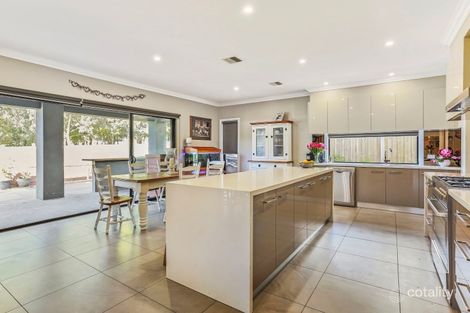 Property photo of 21 Limeburner Grove Botanic Ridge VIC 3977