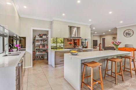 Property photo of 21 Limeburner Grove Botanic Ridge VIC 3977